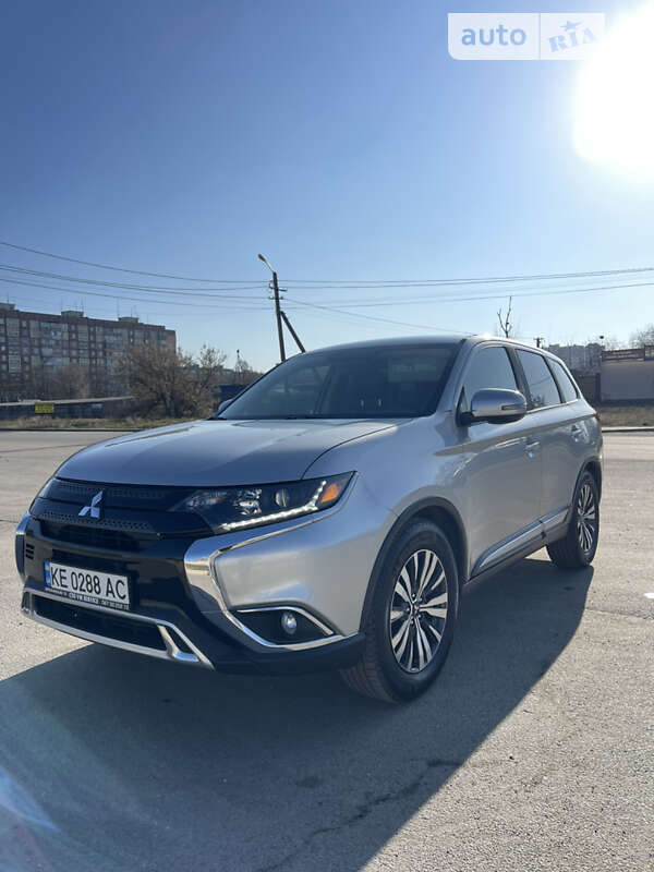 2019 mitsubishi outlander