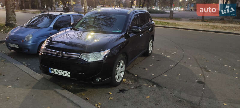 2013 mitsubishi outlander
