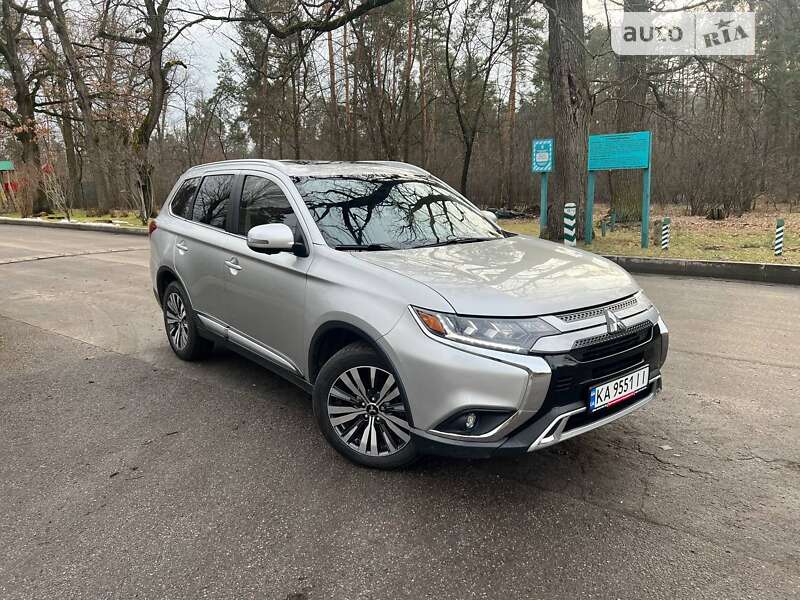 2018 mitsubishi outlander