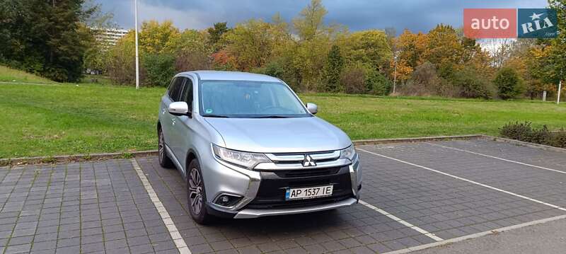2015 mitsubishi outlander