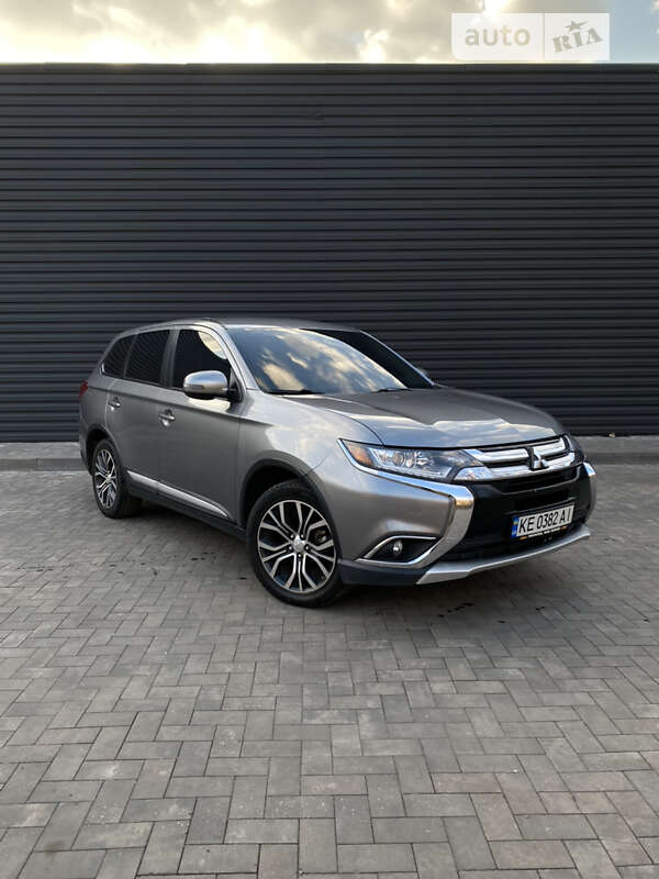 2015 mitsubishi outlander