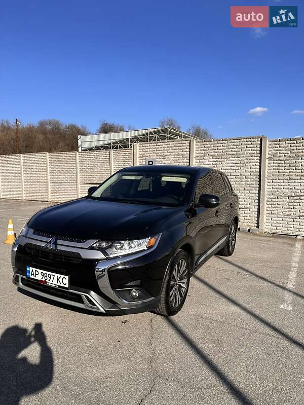 2018 mitsubishi outlander
