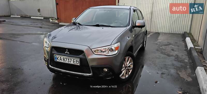 2011 mitsubishi outlander sport