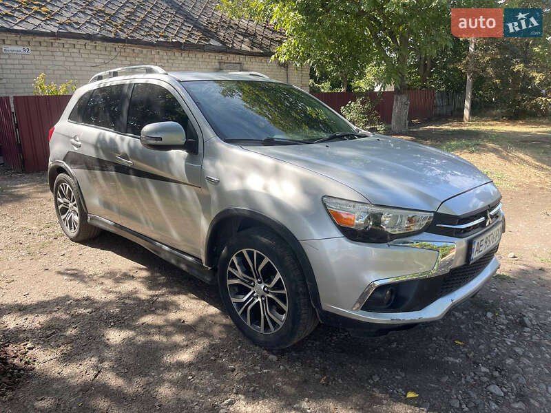 2018 mitsubishi outlander
