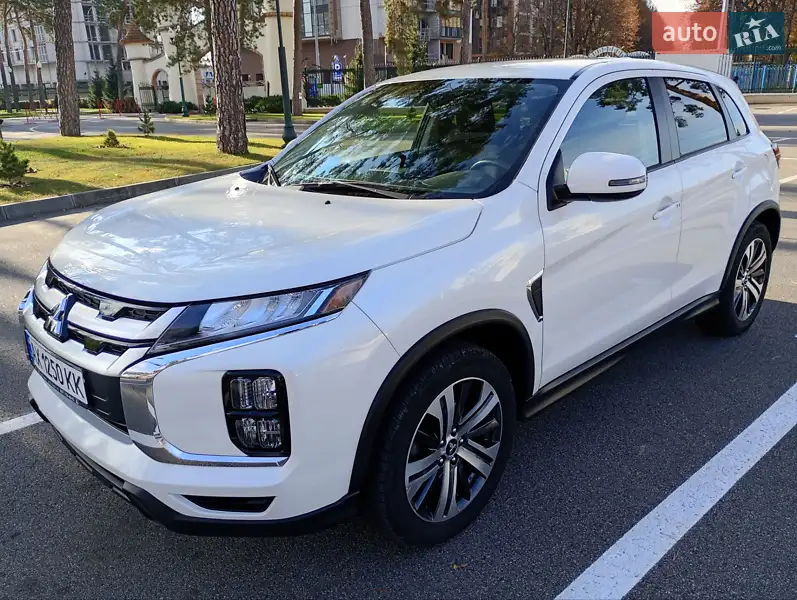 2020 mitsubishi outlander sport