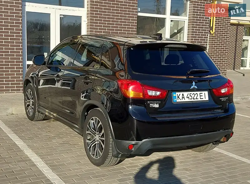 2016 mitsubishi outlander-sport