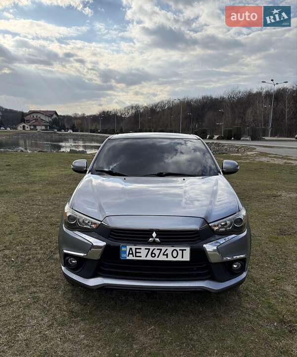 2016 MITSUBISHI Outlander Sport