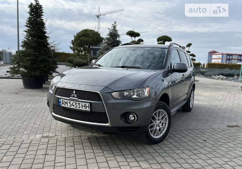 2012 mitsubishi outlander