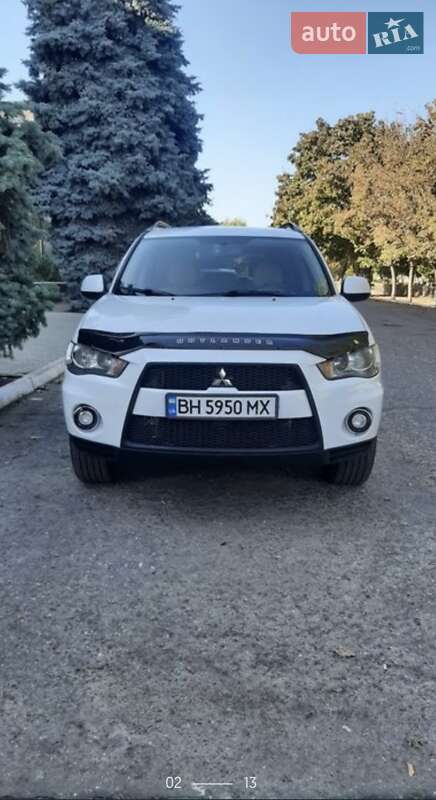 2012 mitsubishi outlander