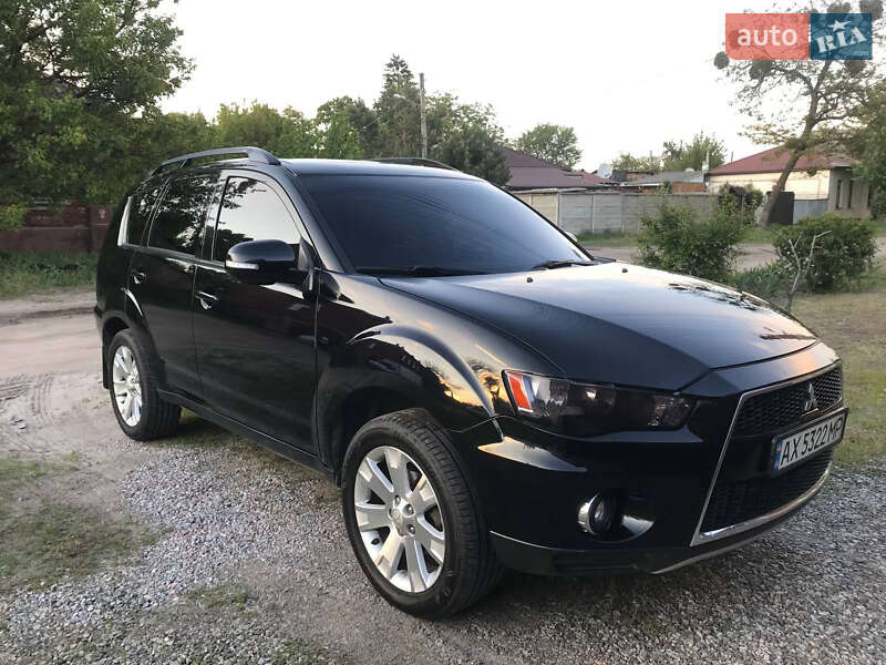 2011 MITSUBISHI Outlander