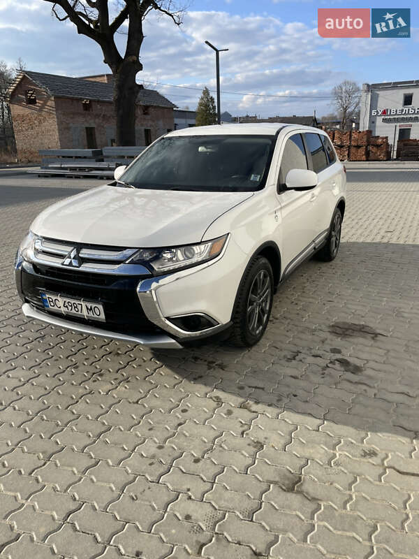 2017 mitsubishi outlander