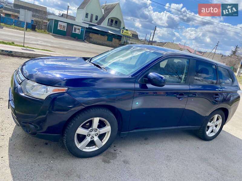 2013 mitsubishi outlander
