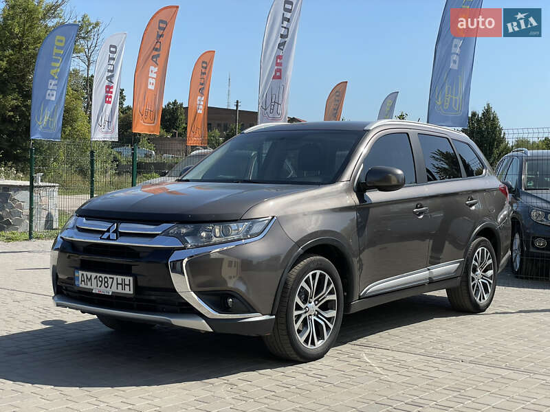 2016 mitsubishi outlander