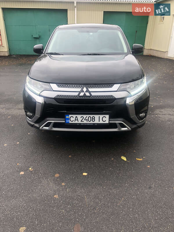 2018 mitsubishi outlander