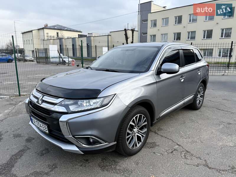 2020 mitsubishi outlander