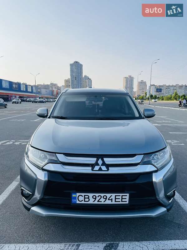 2016 mitsubishi outlander