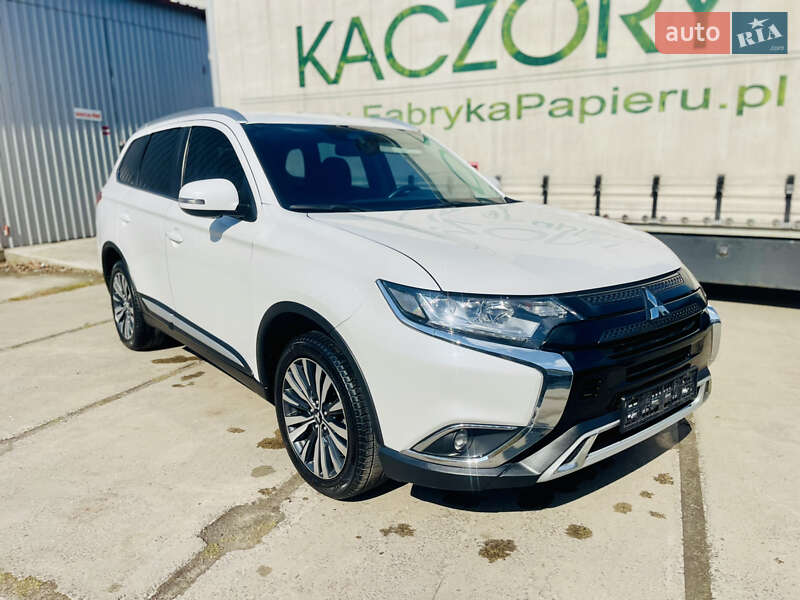2020 mitsubishi outlander