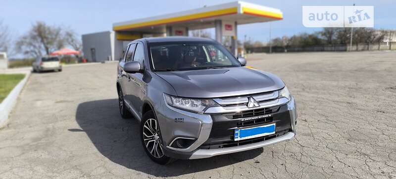 2015 mitsubishi outlander