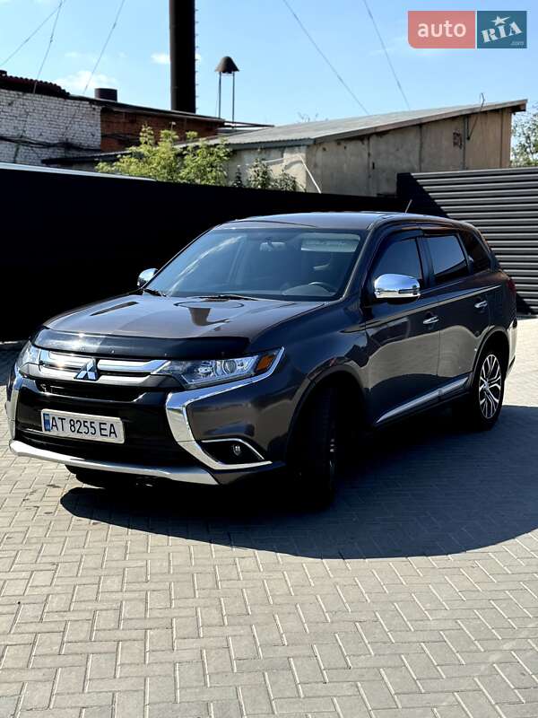 2016 mitsubishi outlander