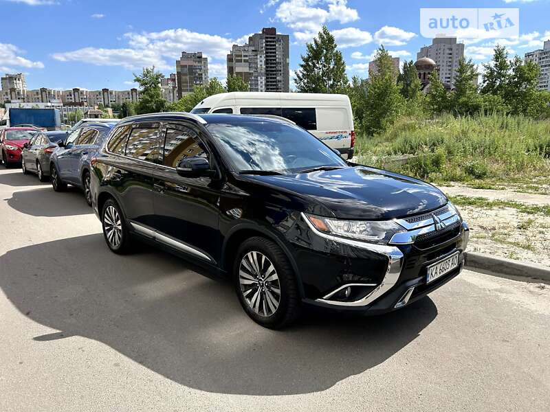 2019 mitsubishi outlander