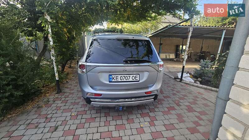 2013 mitsubishi outlander