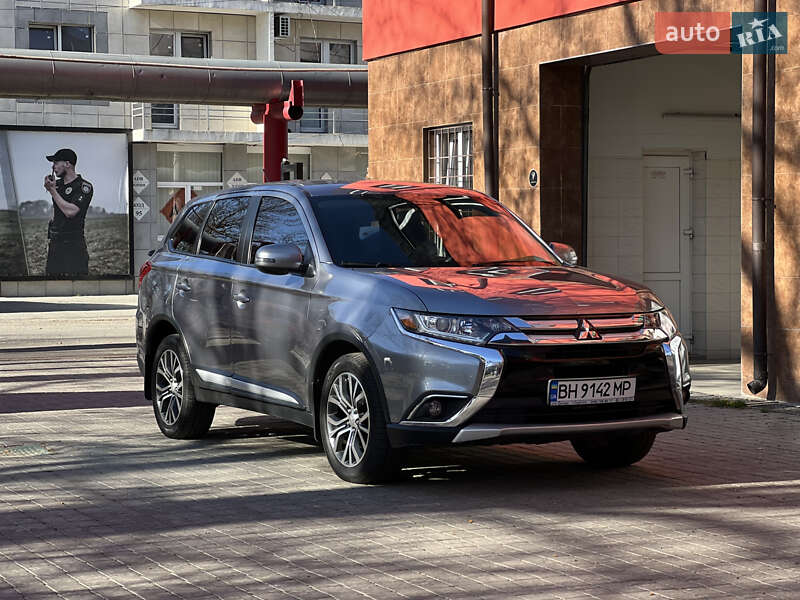 2015 mitsubishi outlander