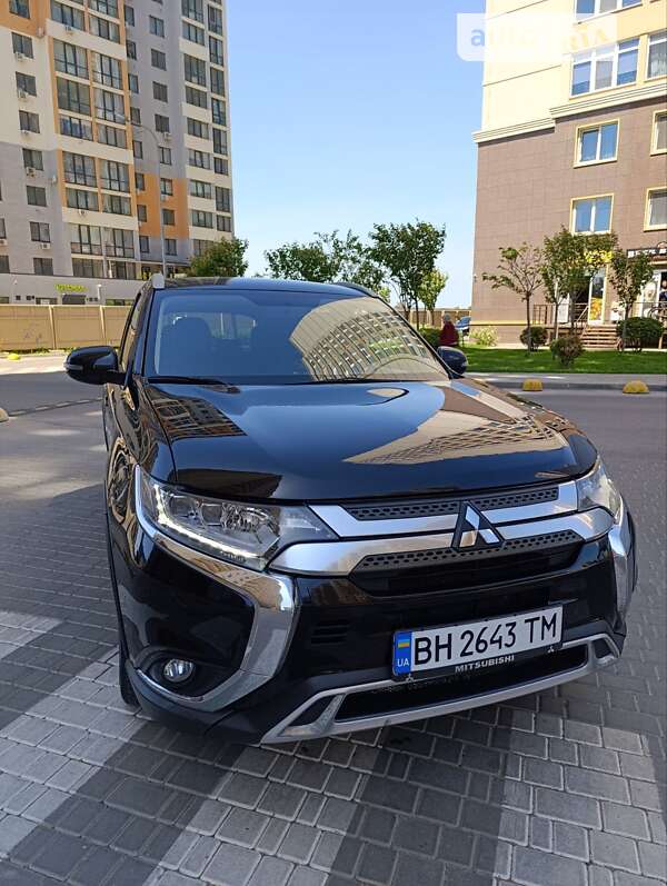 2018 mitsubishi outlander