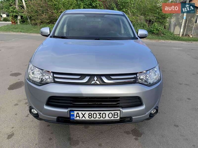 2013 mitsubishi outlander