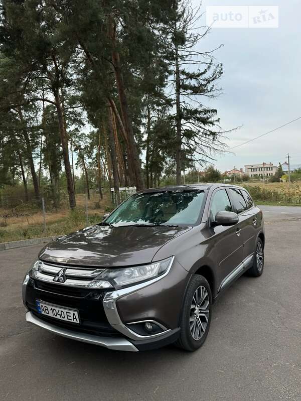 2015 mitsubishi outlander