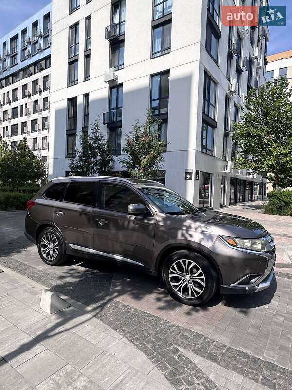 2015 mitsubishi outlander
