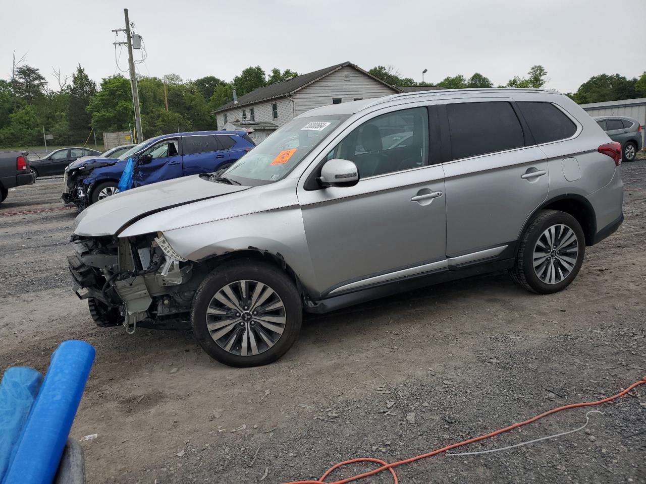 2020 mitsubishi outlander