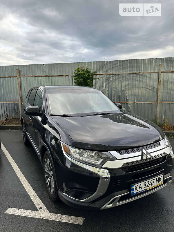 2019 mitsubishi outlander