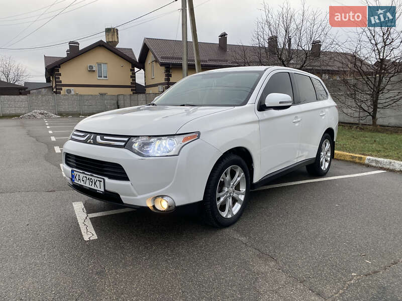 2013 mitsubishi outlander