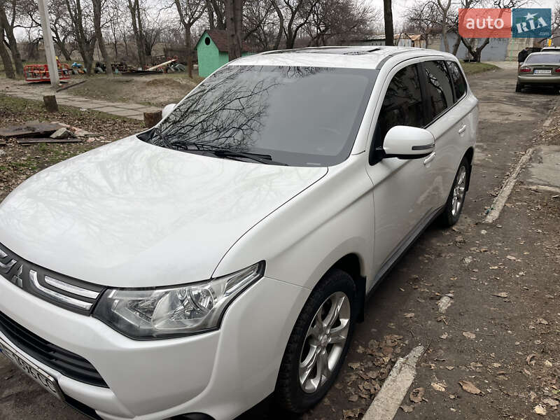 2013 mitsubishi outlander