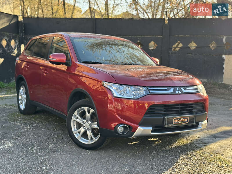 2014 mitsubishi outlander