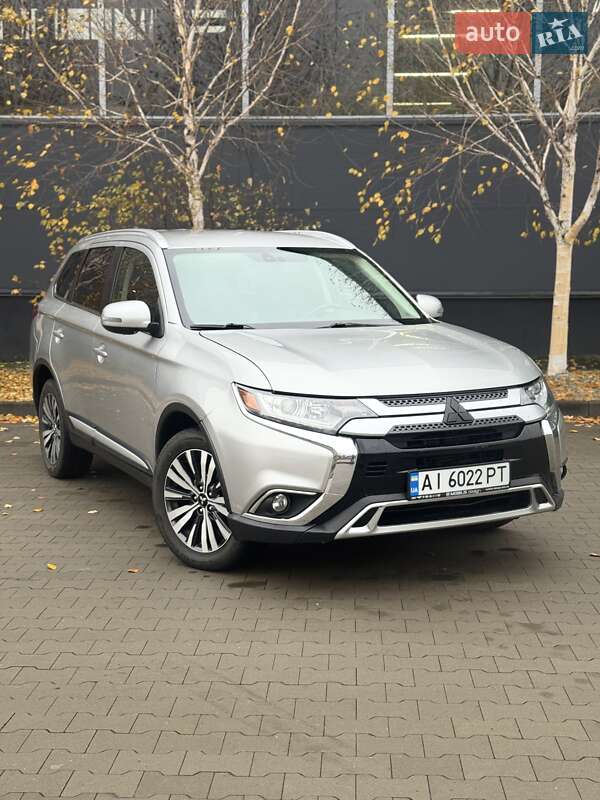 2019 mitsubishi outlander