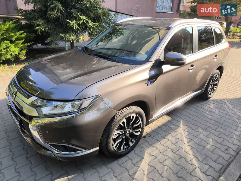 2018 mitsubishi outlander