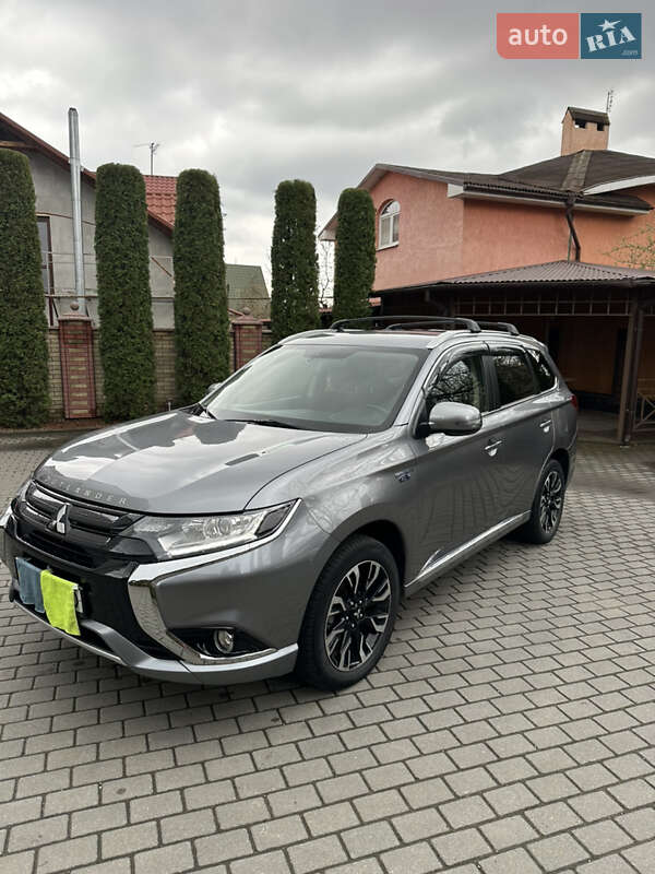 2018 mitsubishi outlander