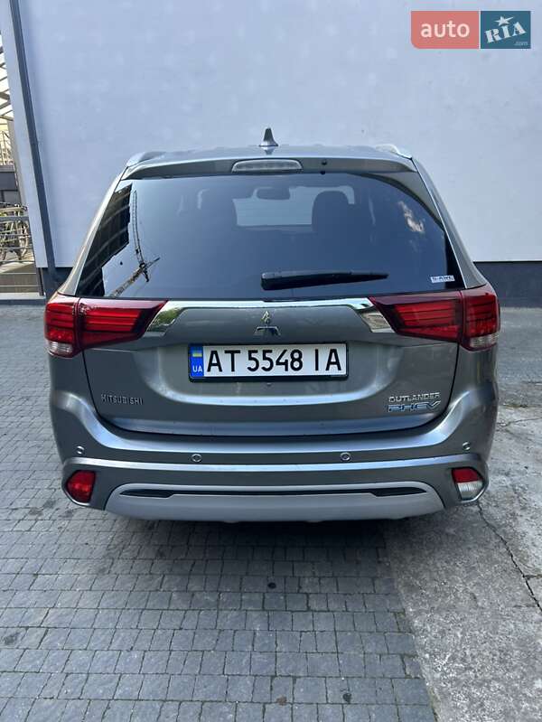 2018 mitsubishi outlander