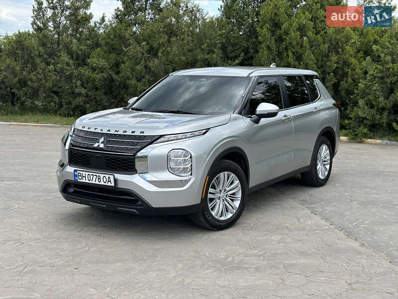 2021 mitsubishi outlander