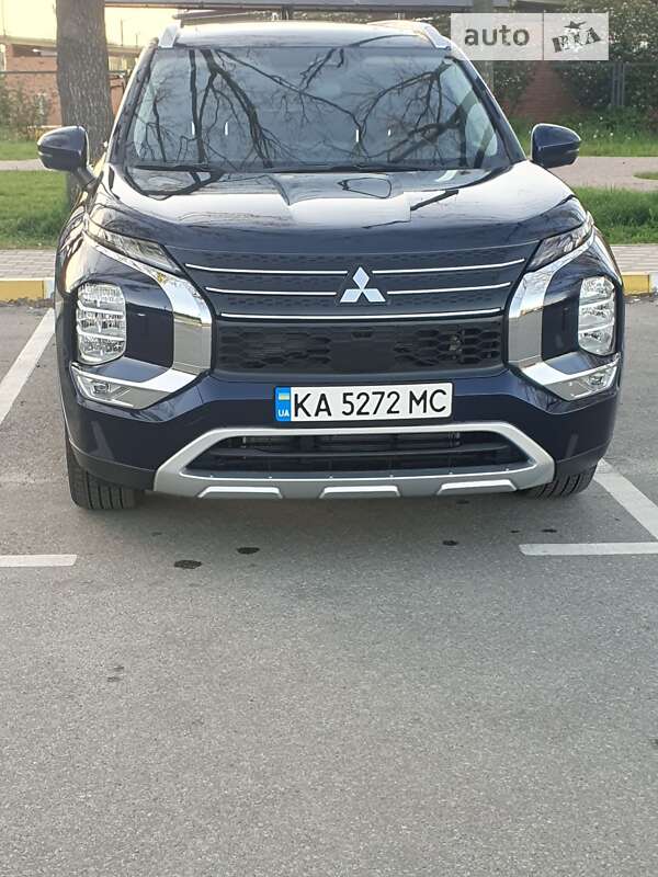 2022 mitsubishi outlander