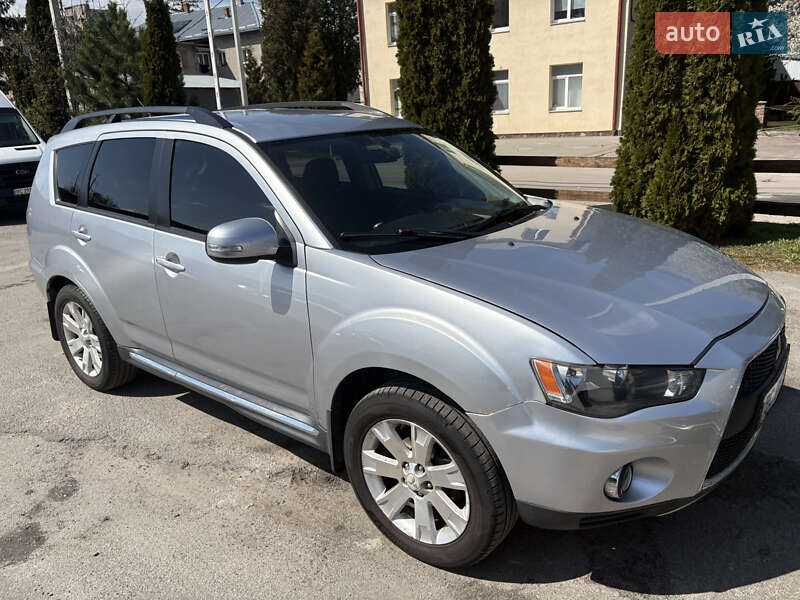 2011 mitsubishi outlander