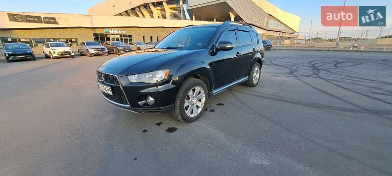 2012 mitsubishi outlander