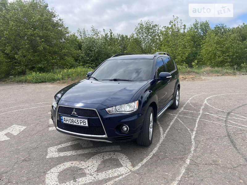 2010 mitsubishi outlander