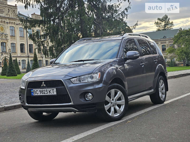 2010 mitsubishi outlander