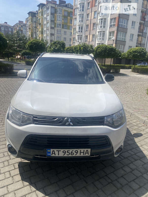 2013 mitsubishi outlander