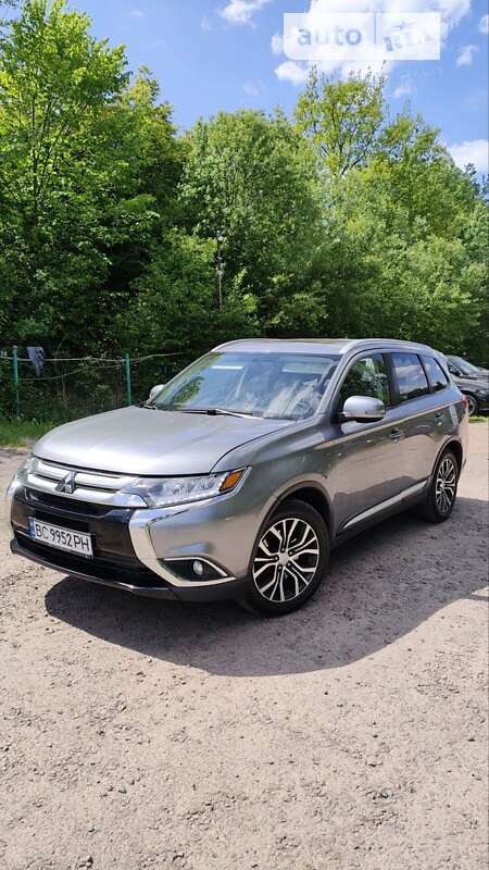 2018 mitsubishi outlander