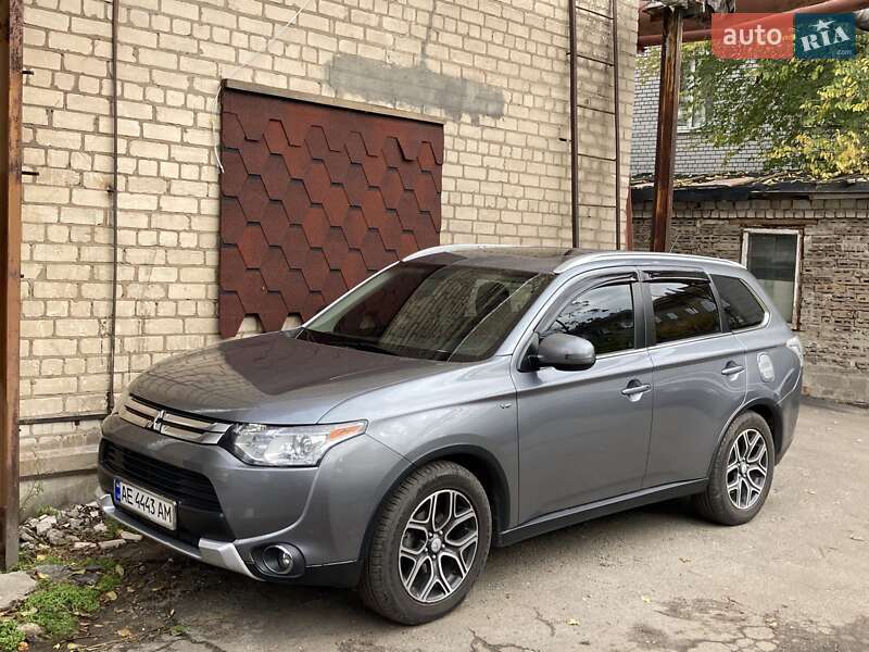 2014 mitsubishi outlander