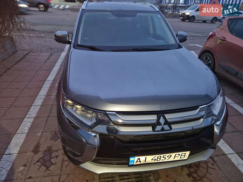 2016 mitsubishi outlander