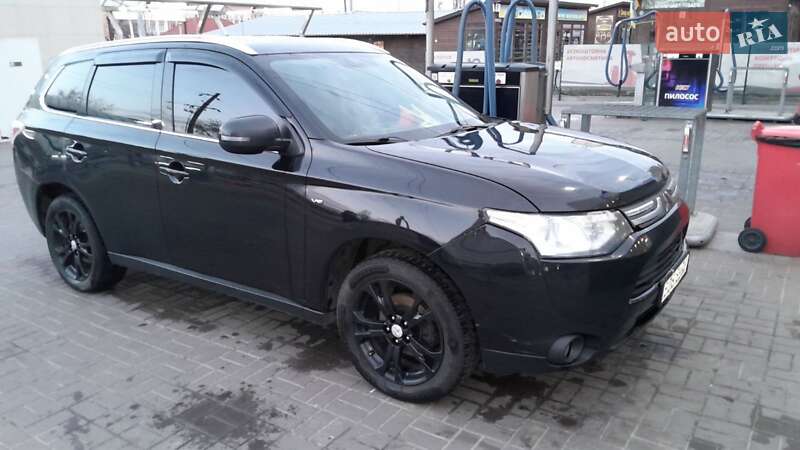 2014 mitsubishi outlander